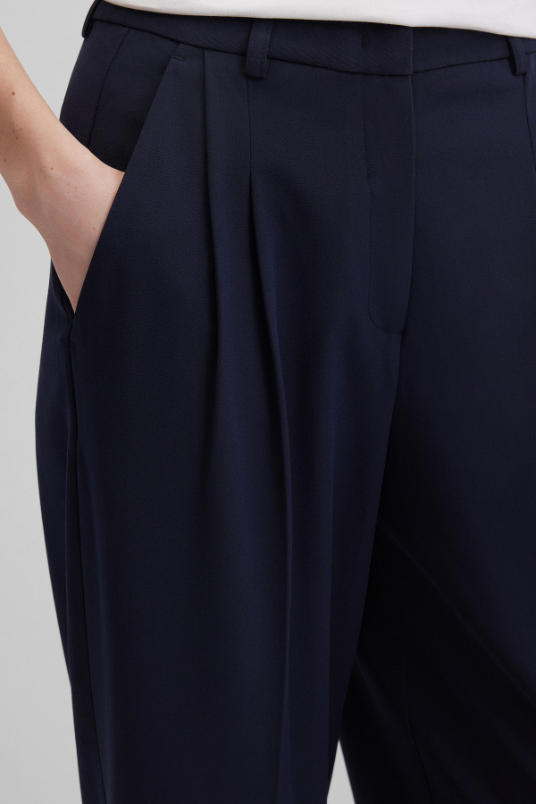 Брюки бананы