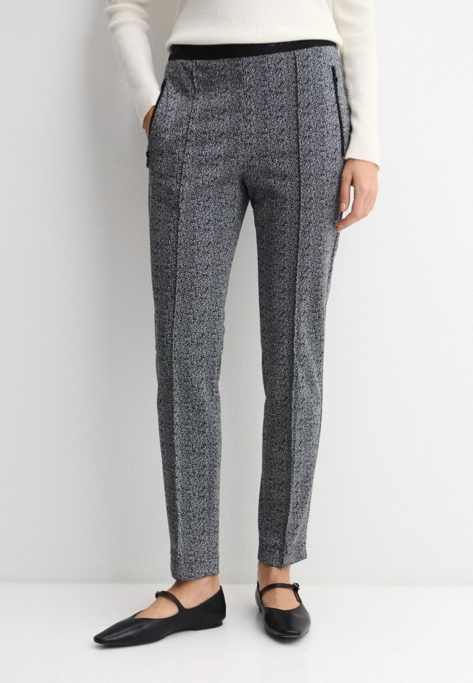 Брюки трикотажные