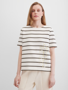 Футболка в полоску