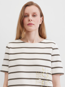 Футболка в полоску