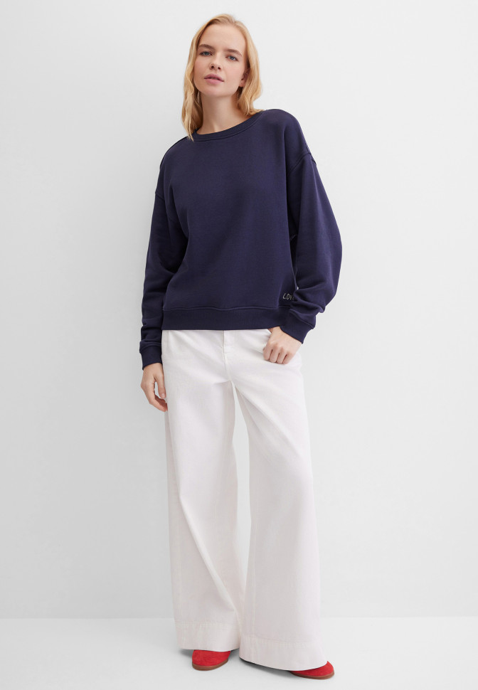 Свитшот свободный