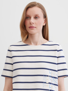 Футболка в полоску