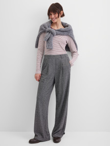 Брюки широкие с защипами