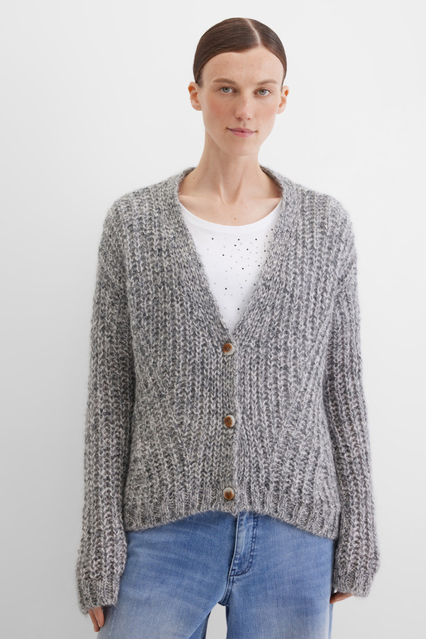 Кардиган вязаный