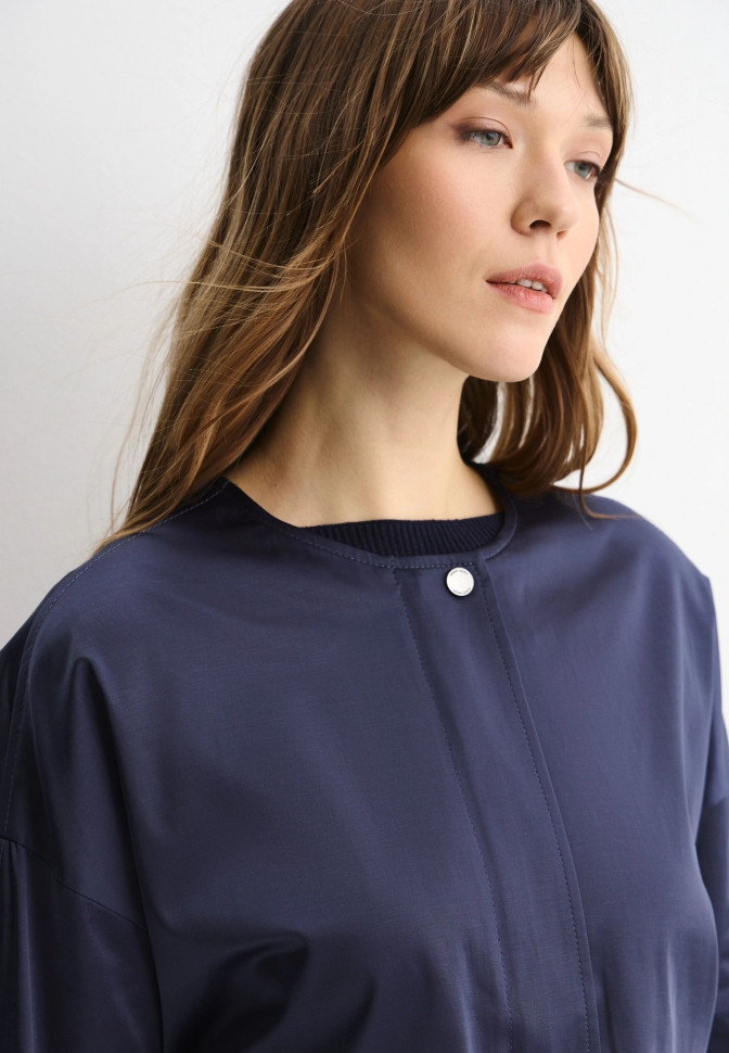 Бомбер с карманами