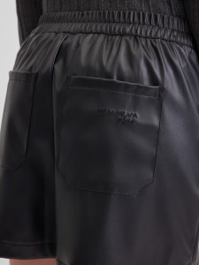 Юбка-шорты из экокожи