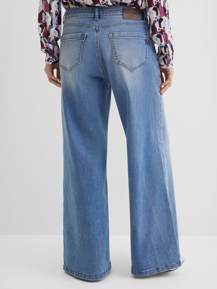 Джинсы широкие