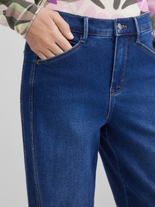 Джинсы широкие