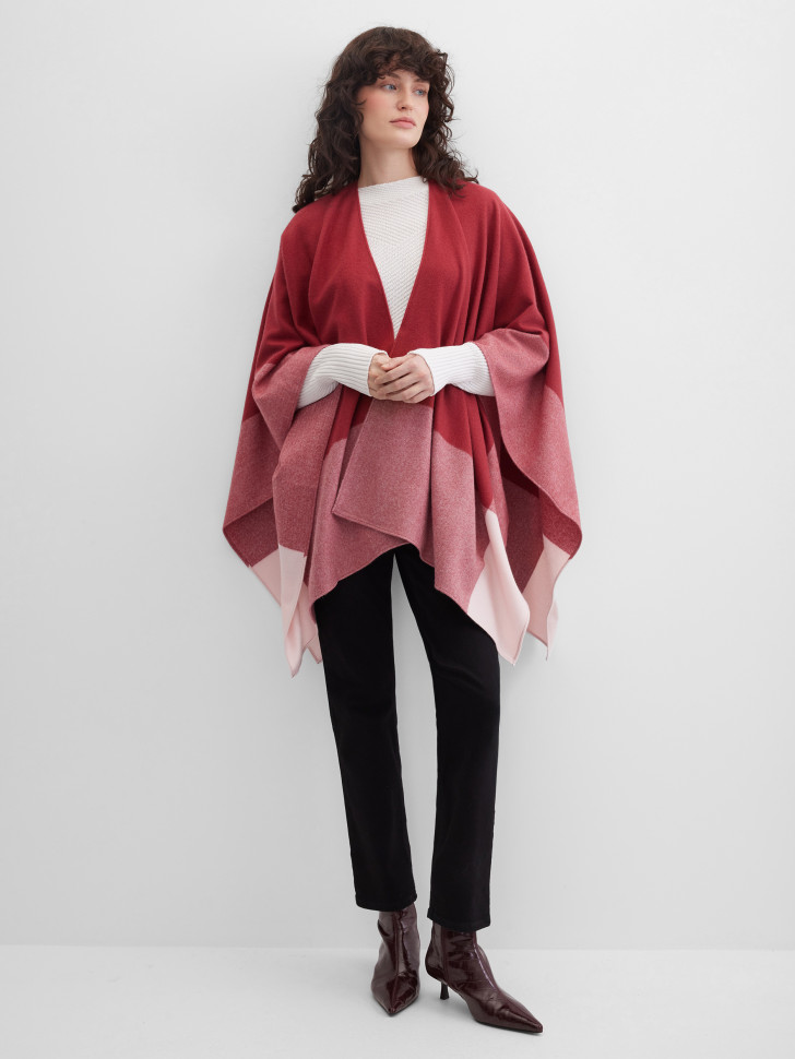 Пончо свободного кроя