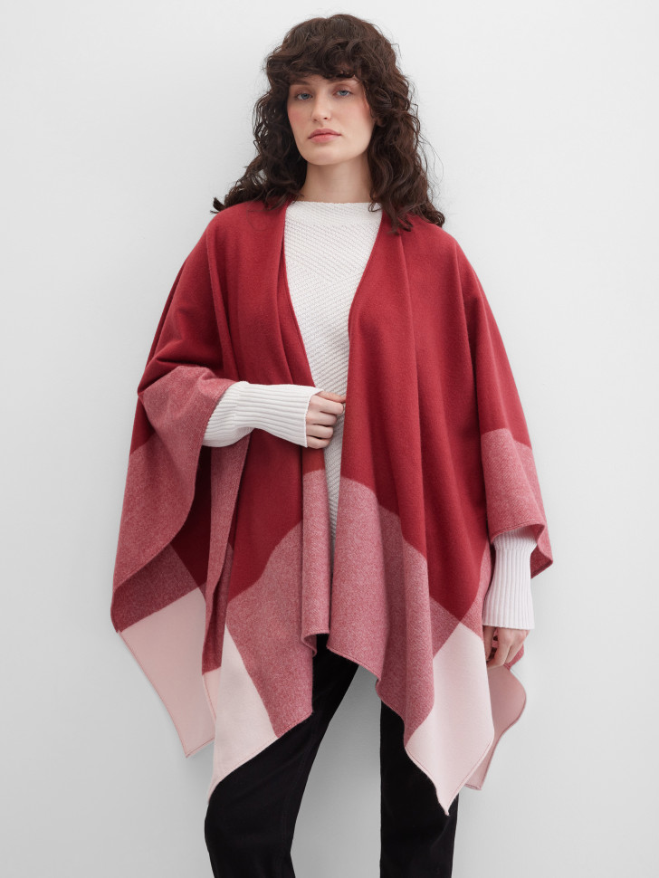 Пончо свободного кроя