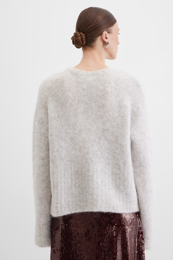 Кардиган вязаный