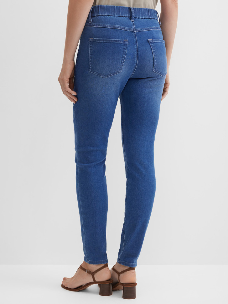 Джинсы зауженные c эффектом потертости