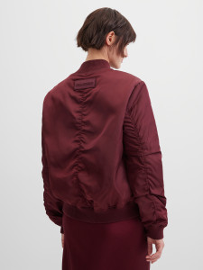 Куртка-бомбер