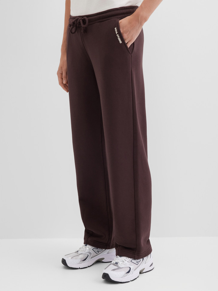 Брюки спортивные