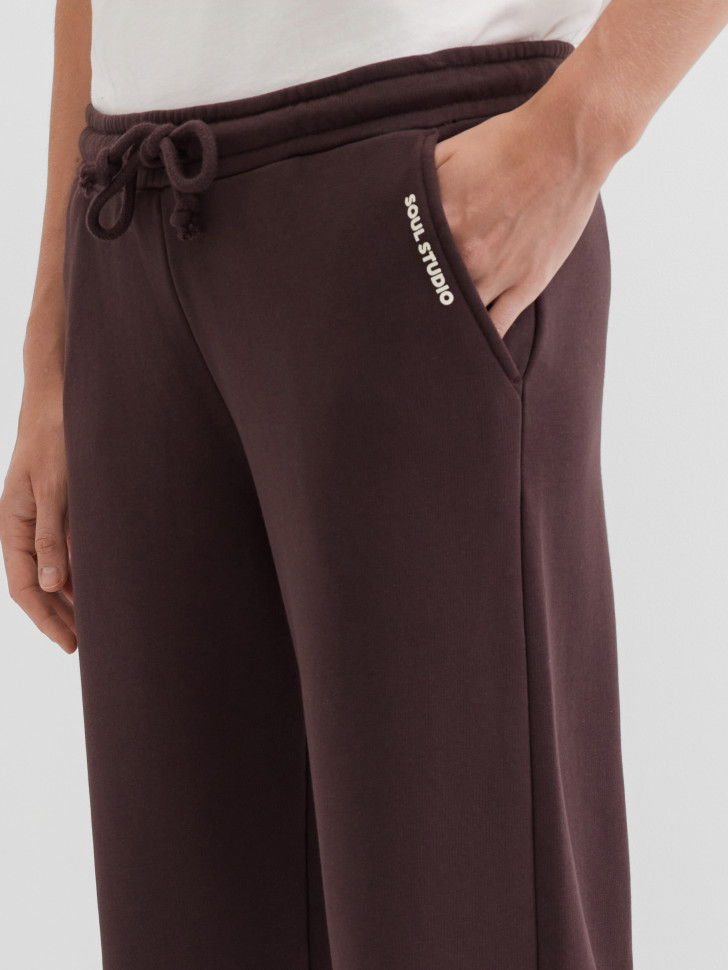 Брюки спортивные