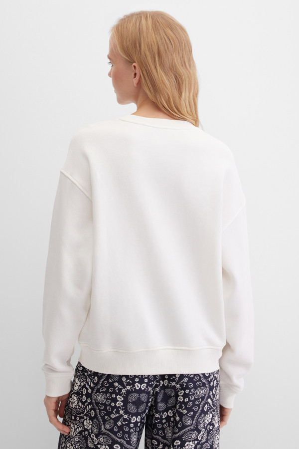 Свитшот свободный