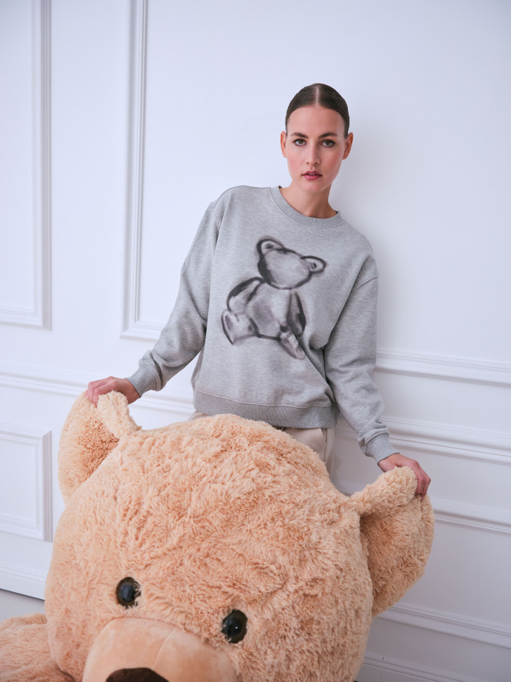 Свитшот свободный