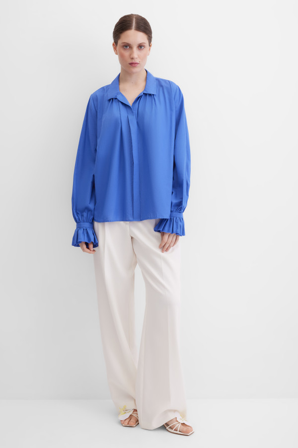 Блузка с длинным рукавом