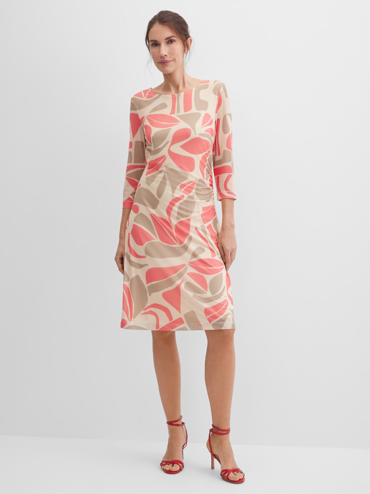 Платье миди с рукавом 3/4