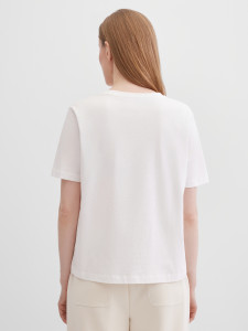 Футболка с принтом и пайетками