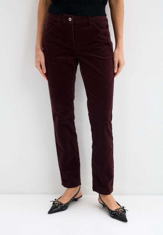 Джинсы зауженные