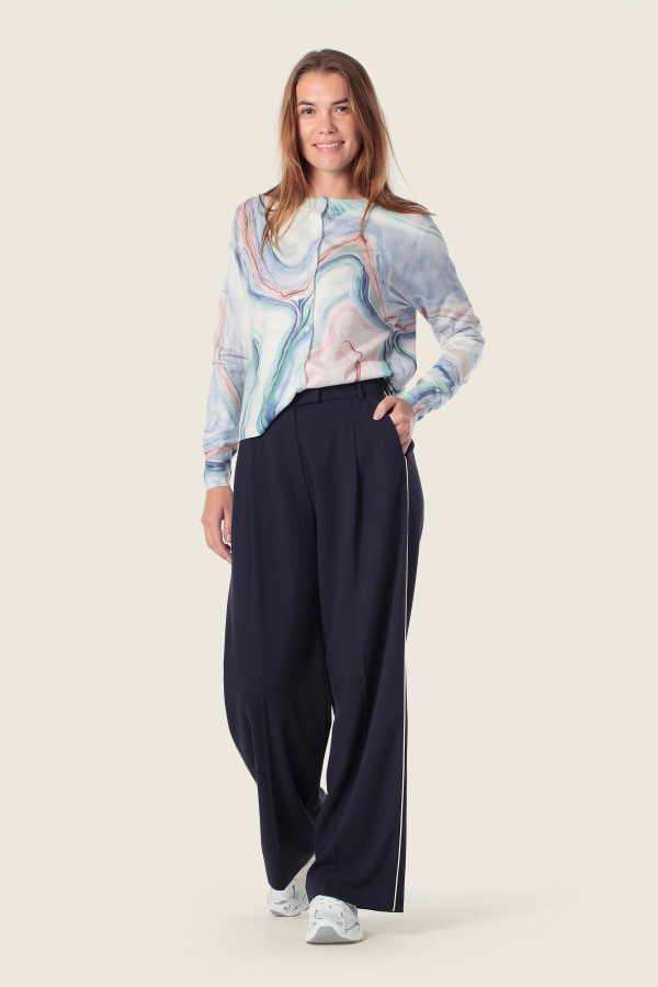 Кардиган на пуговицах