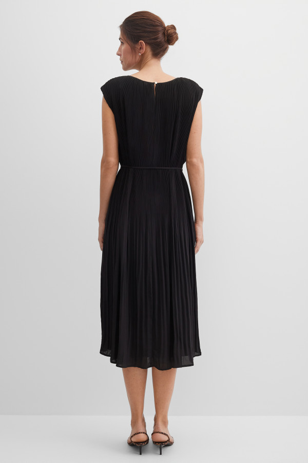 Платье-миди