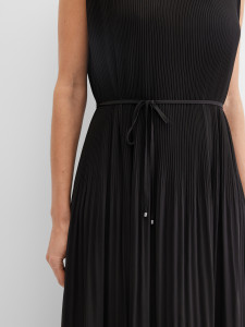 Платье-миди