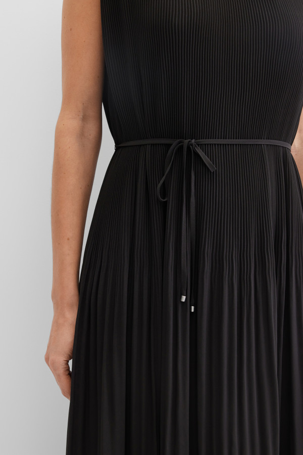 Платье-миди