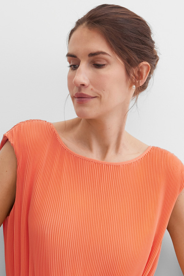 Платье-миди