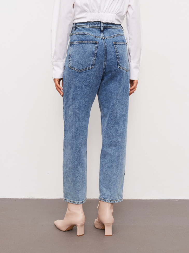 Джинсы Mom fit