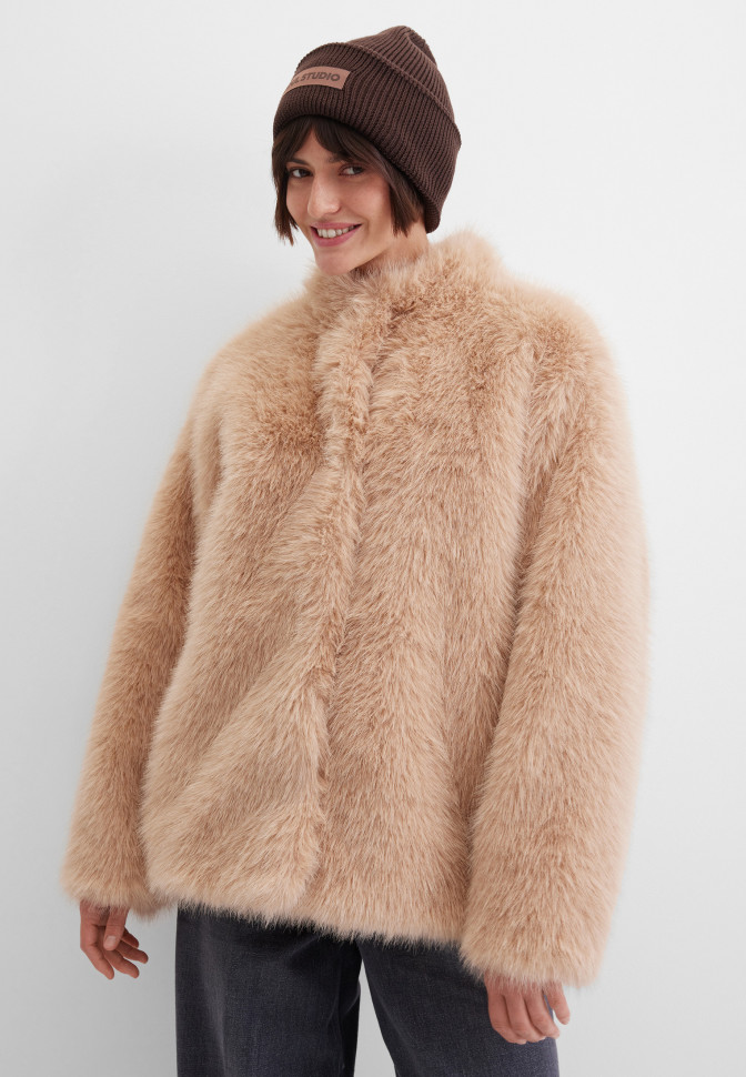 Шапка вязаная