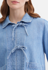 Куртка джинсовая