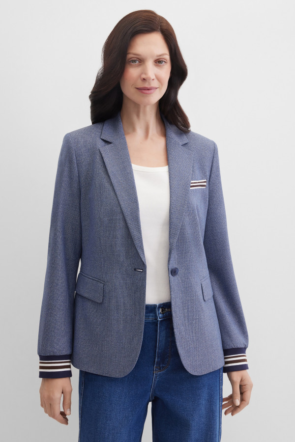 Жакет трикотажный