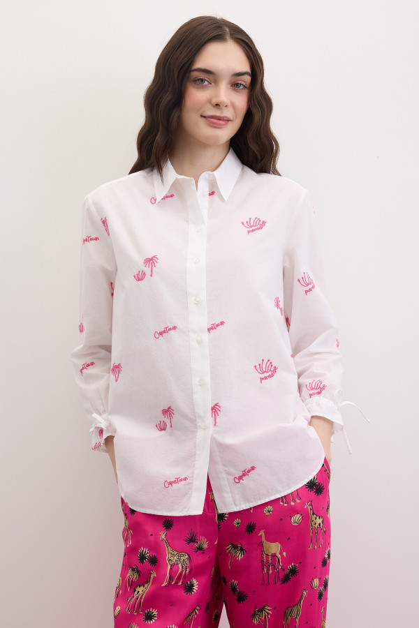 Рубашка с вышивкой