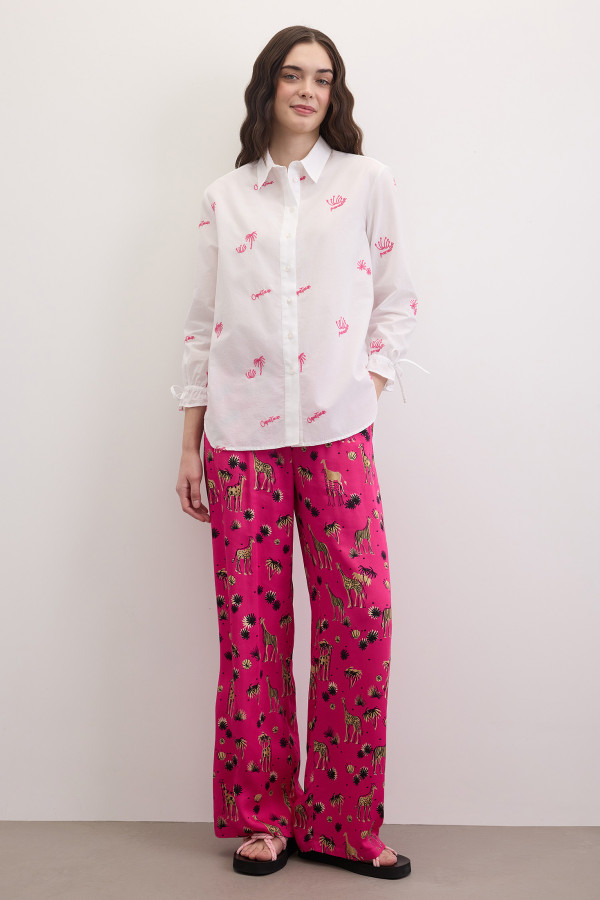 Рубашка с вышивкой