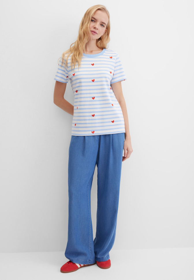 Футболка в полоску