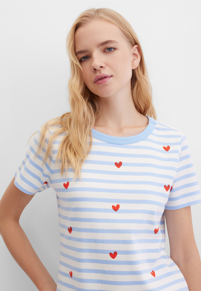 Футболка в полоску