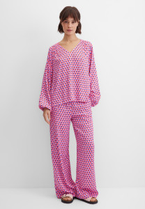 Брюки широкие