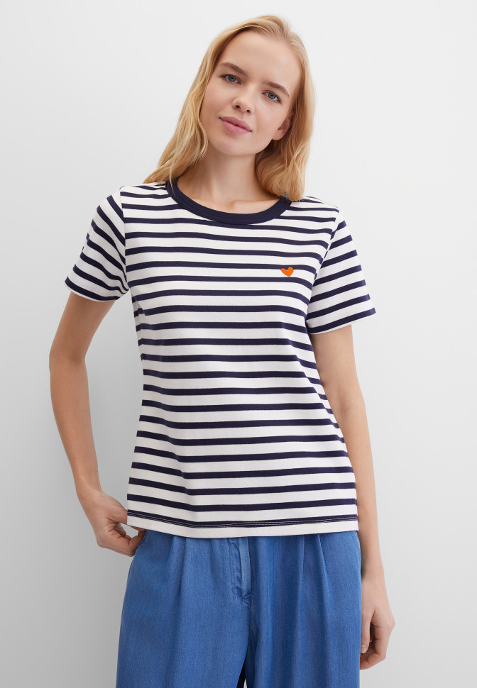 Футболка в полоску