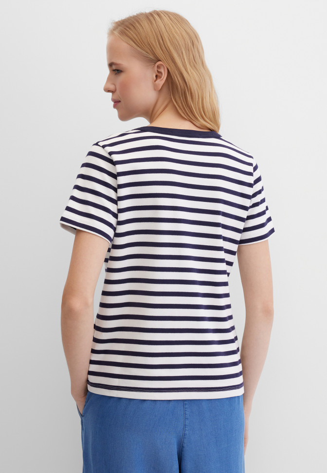 Футболка в полоску