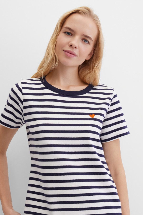 Футболка в полоску