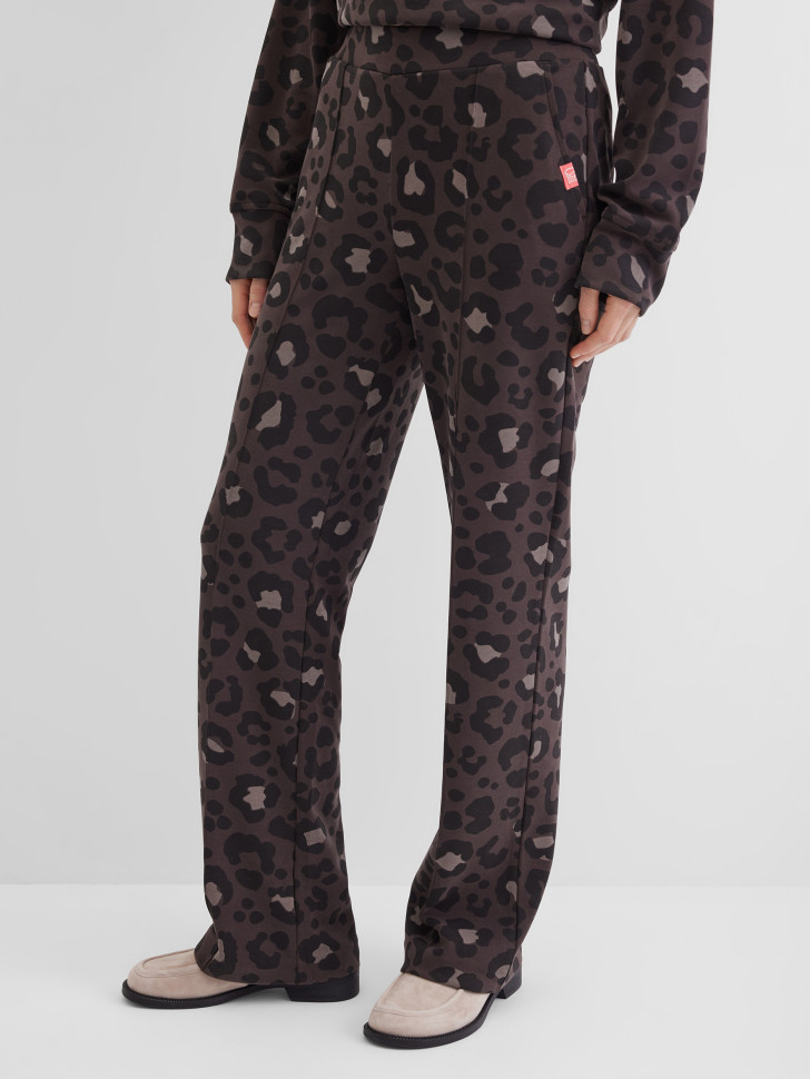 Брюки трикотажные