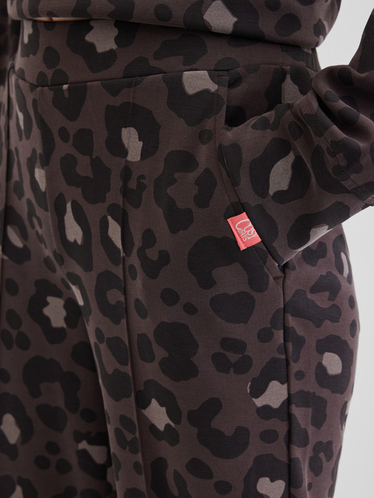 Брюки трикотажные