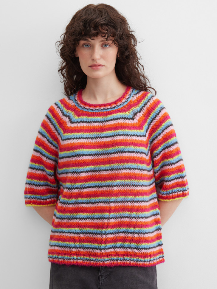 Джемпер вязаный