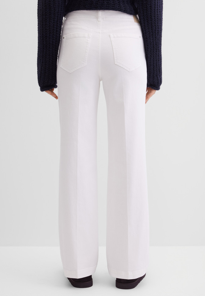 Джинсы прямые