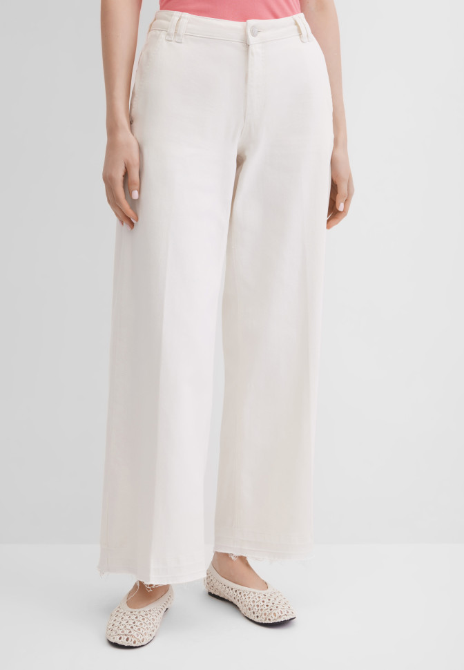 Джинсы широкие