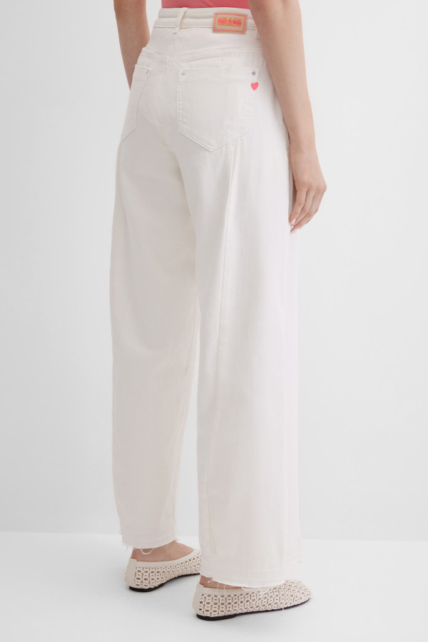 Джинсы широкие