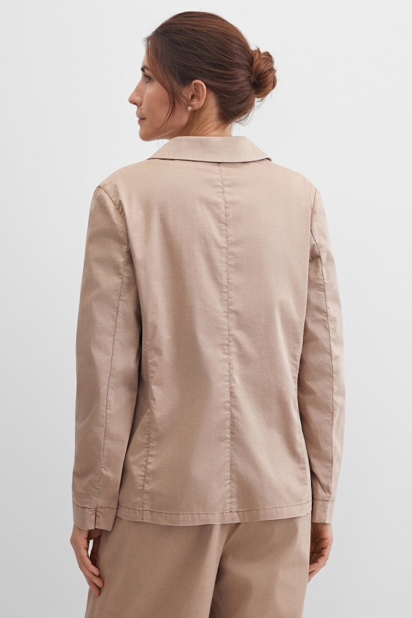 Жакет с накладными карманами