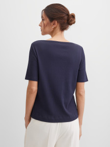 Футболка прямого кроя